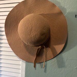 VENUS Tan Wide-Brim Wool Felt Floppy Hat